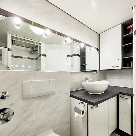 Residenz Steinmarne, 13 *